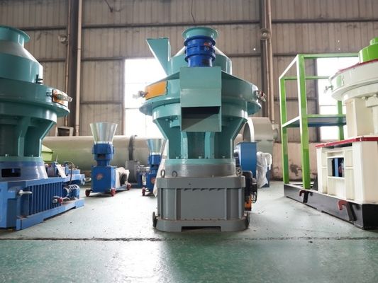 নারকেলের খোসার জন্য 4 মিমি 8 মিমি পাতার চিপ কাঠের ছোরা মেশিন নলাকার কণা