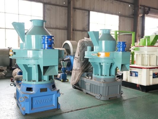 স্বয়ংক্রিয় করাত গুলি মেশিন 11kw পোল্ট্রি সার পেলেট মেশিন