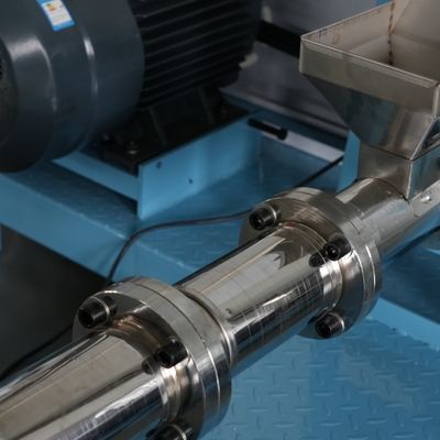 উচ্চ উৎপাদনশীলতা স্বয়ংক্রিয় ফিশ ফিড পেলেট মেশিন 500kg/H