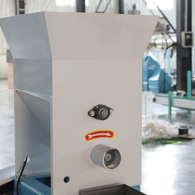 সিই ছোট পোষা খাদ্য তৈরির মেশিন ফিশ ফিড উত্পাদন মেশিন পরিধান প্রতিরোধের