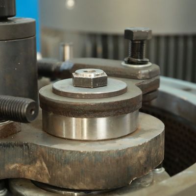 MIKIM পোল্ট্রি ফিড বায়োমাস উড পেলেট মেশিন 0.2t/ H অ্যান্টিরাস্ট পরিধানযোগ্য ইস্পাত