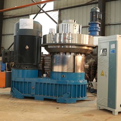 আলফালফা ব্যাগাস বায়োফুয়েল প্লাস্টিক পেলেট মেকিং মেশিন 5000kg/ H 2mm