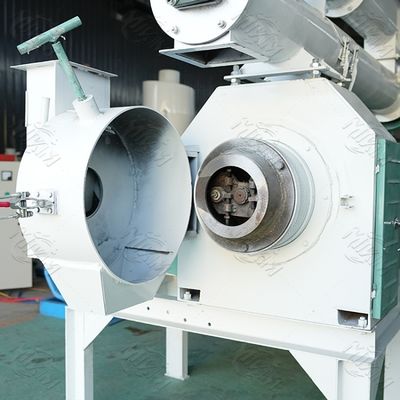 ছোট অটোমেটেড চিকেন ফিড মেকিং মেশিন অ্যানিমেল ফিড পেলেট মেশিন 350-450 কেজি/এইচ