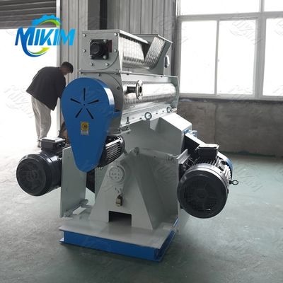 পোল্ট্রি পেলেট মেকিং মেশিন পরিচালনা করা সহজ উচ্চ কাজের দক্ষতা BH-150