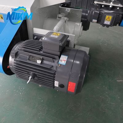 বৈদ্যুতিক 3kw-30kw চিকেন ক্যাটল পোল্ট্রি ফিড পেলেট মেশিন কাস্টমাইজড ভোল্টেজ