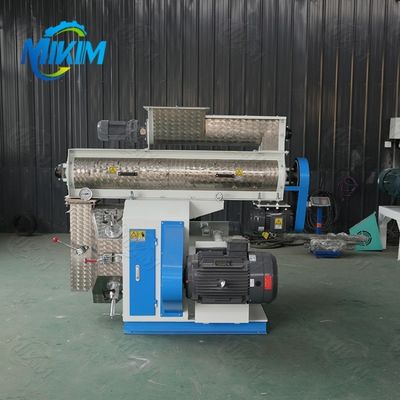 50-100kg/H পোল্ট্রি ফিড পেলেট মিল চিকেন এবং ফিশ ফিড মেকিং গ্রানুলেটর